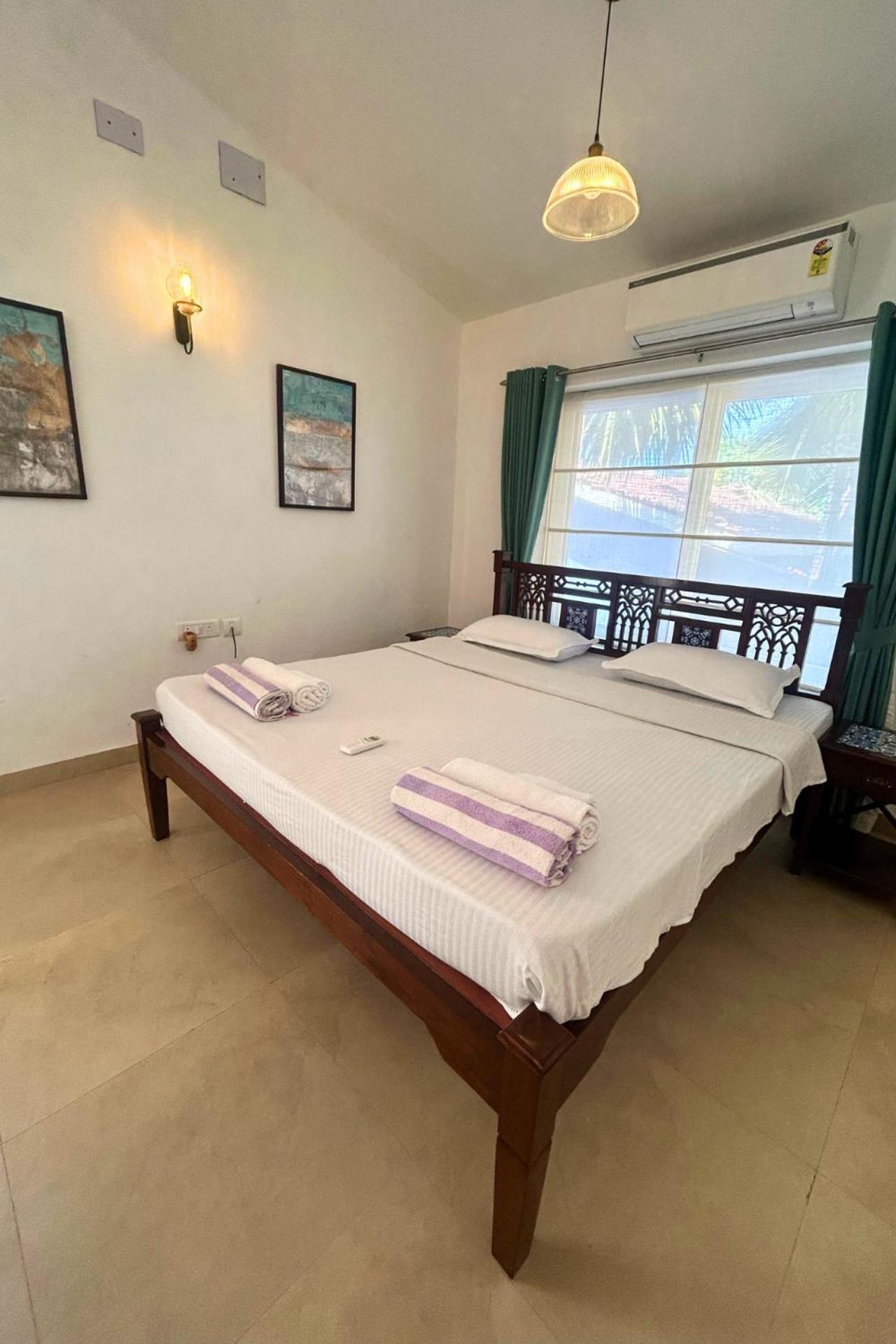 Jungle Hut-Annabelle'S Beach Apartments At Bernard Simao,Calangute,Goa 칸돌림 외부 사진