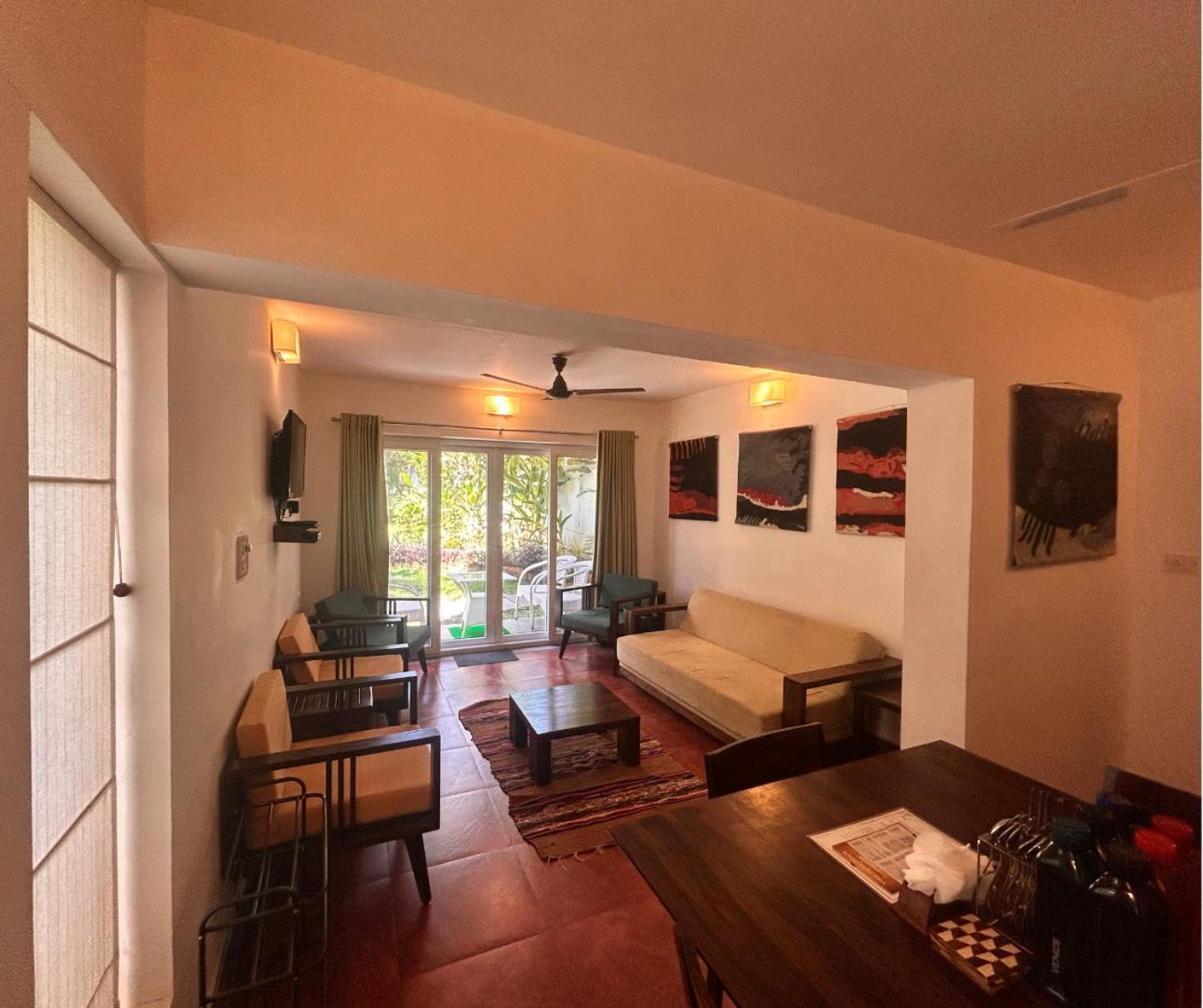 Jungle Hut-Annabelle'S Beach Apartments At Bernard Simao,Calangute,Goa 칸돌림 외부 사진