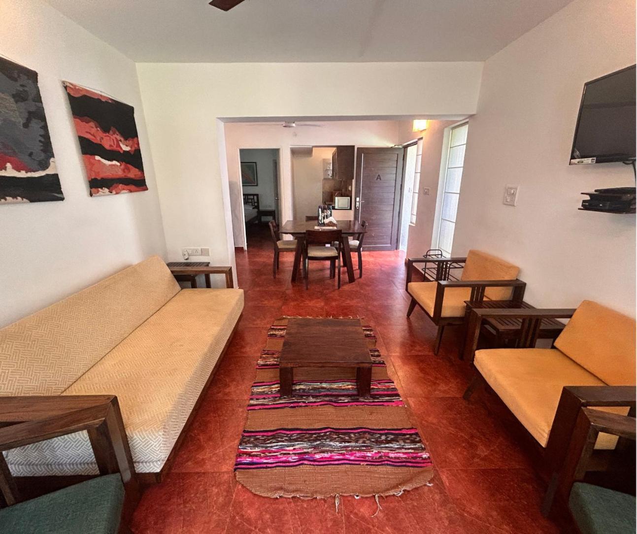 Jungle Hut-Annabelle'S Beach Apartments At Bernard Simao,Calangute,Goa 칸돌림 외부 사진