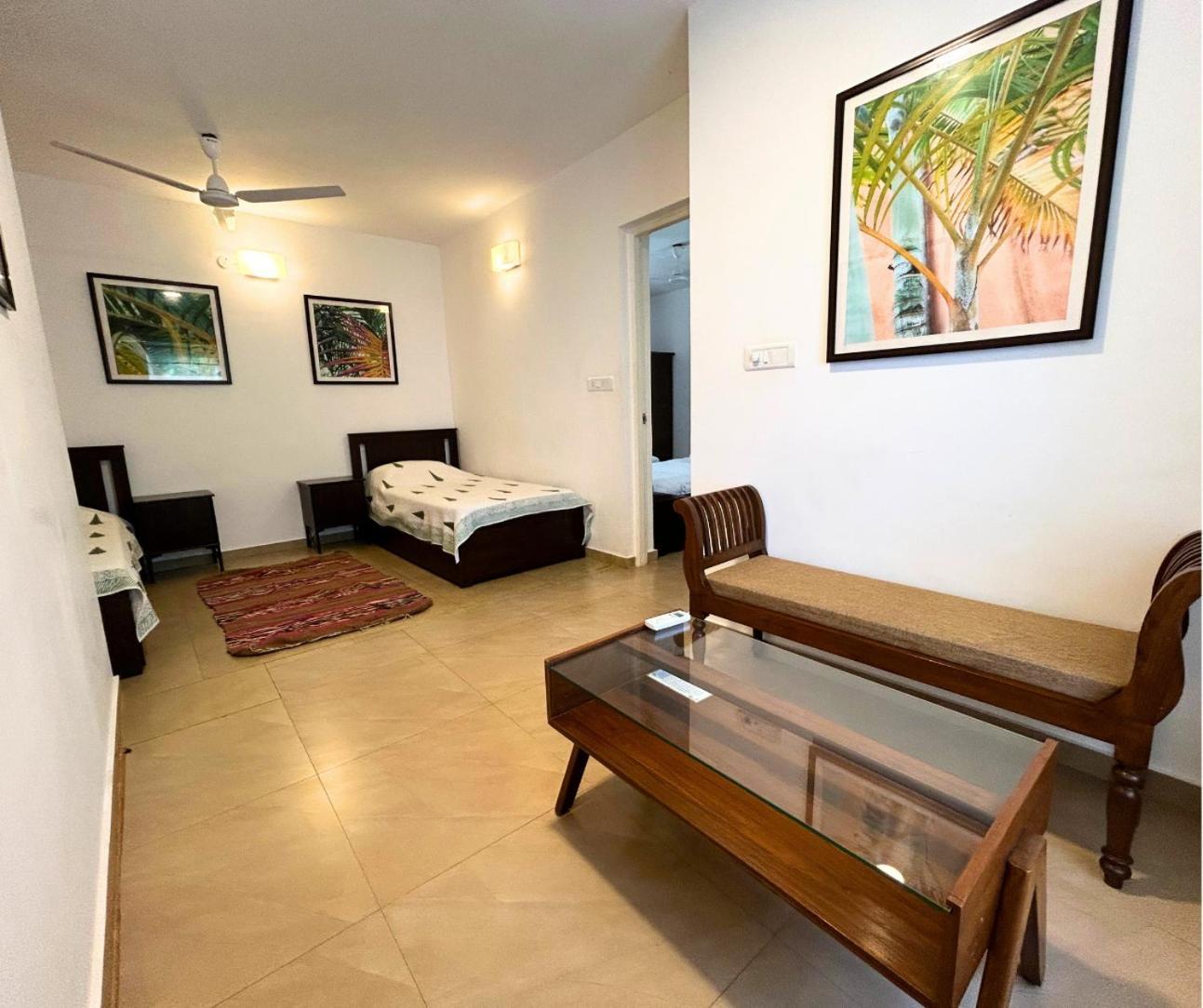 Jungle Hut-Annabelle'S Beach Apartments At Bernard Simao,Calangute,Goa 칸돌림 외부 사진